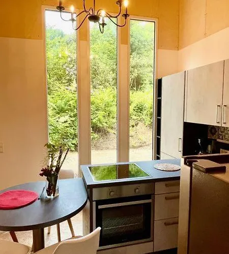 Sandsteinwandblick * Schona